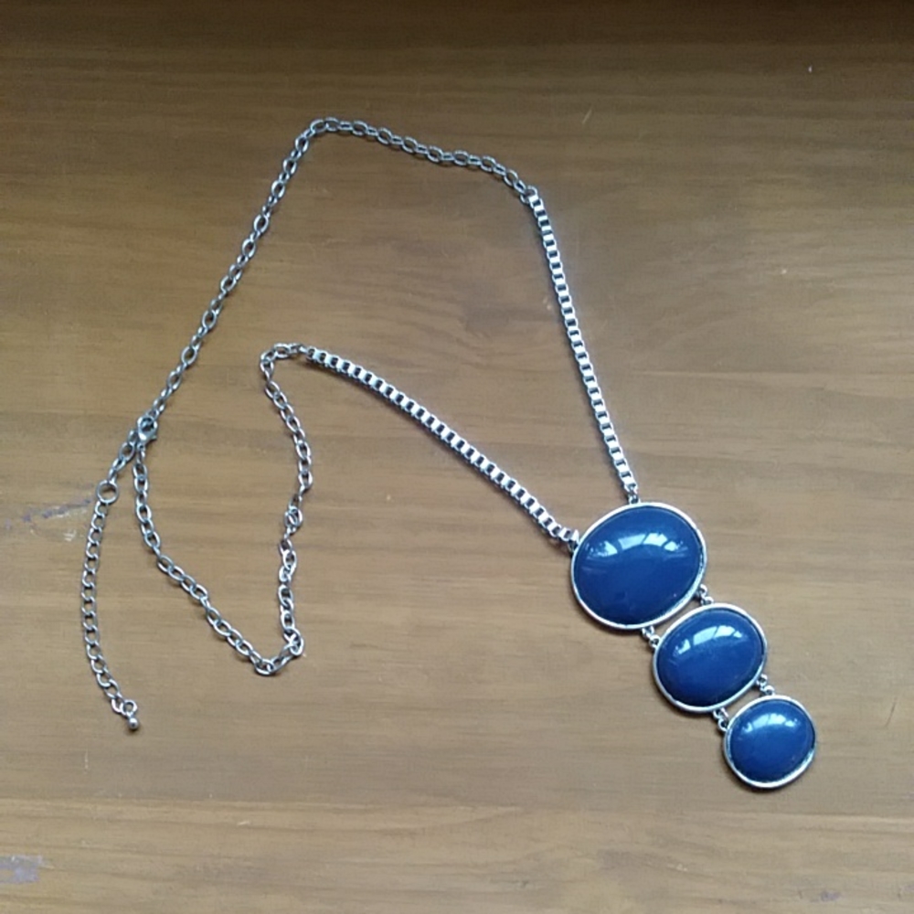 Vintage navy pendant necklace